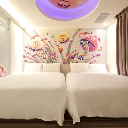 Whoops Hotel Тайчжун Номер фото